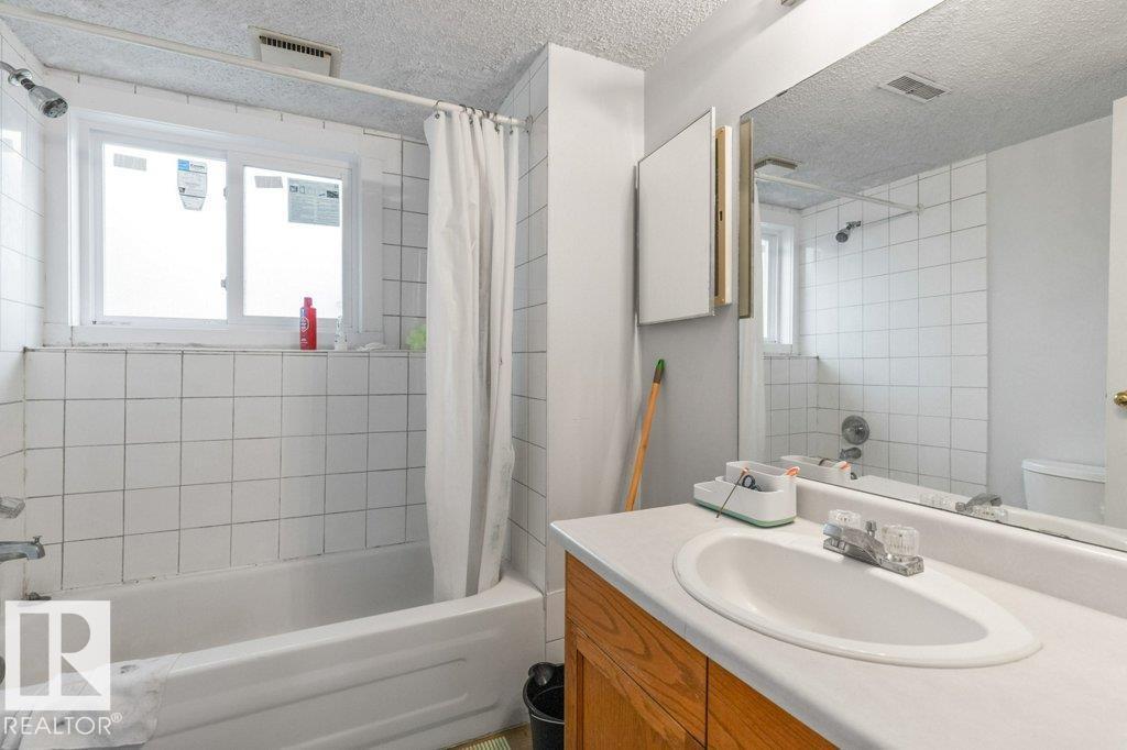 3132 49A ST NW - 27