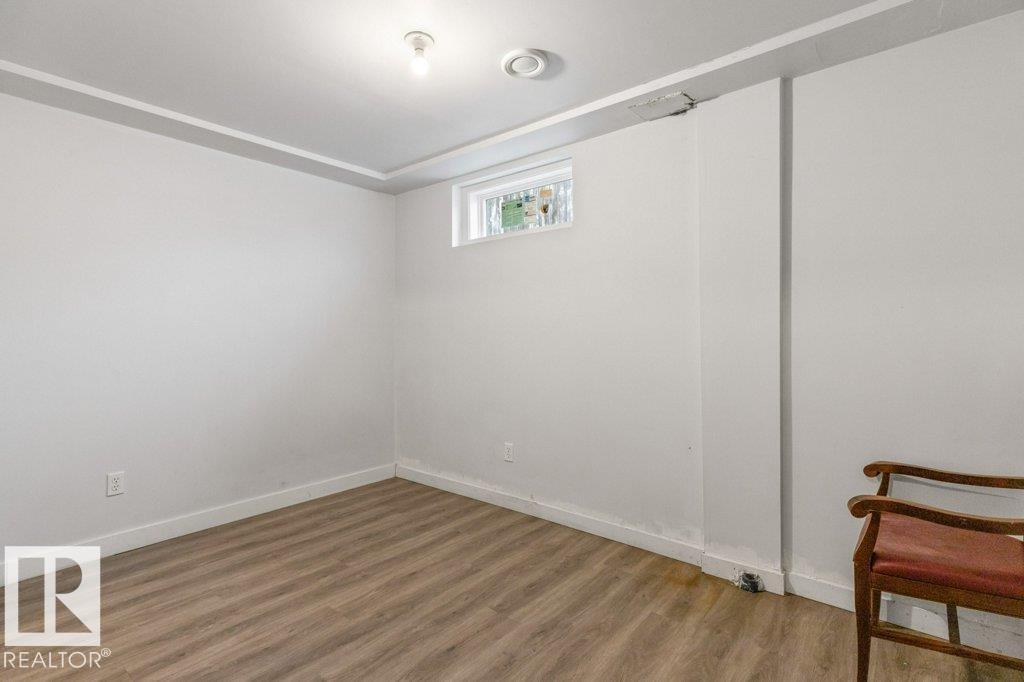 3132 49A ST NW - 28