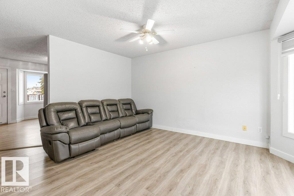 3132 49A ST NW - 3