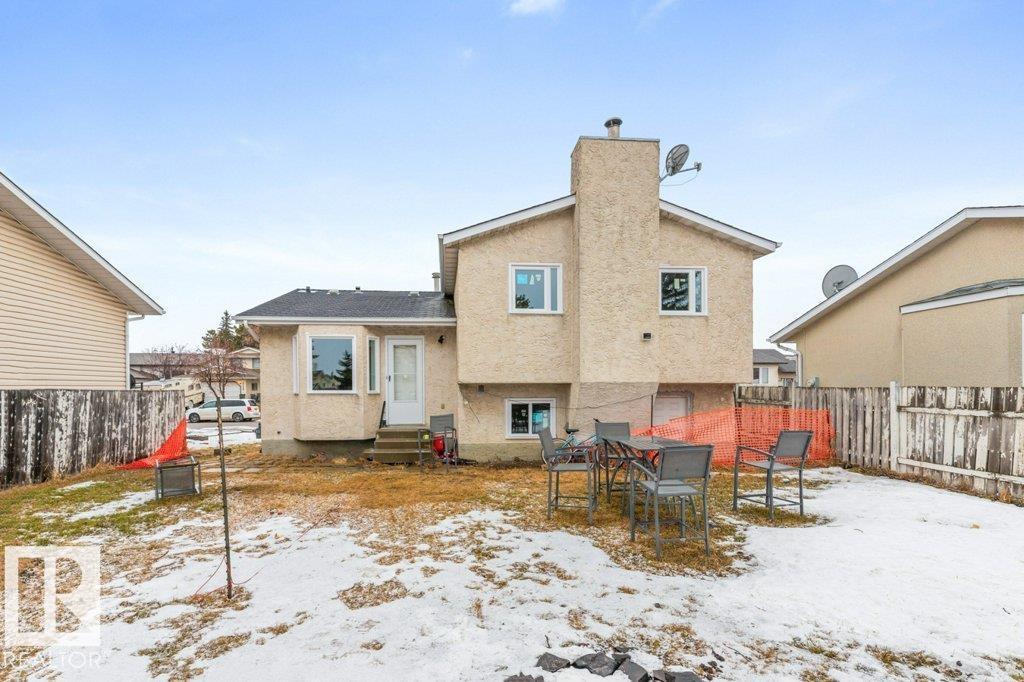 3132 49A ST NW - 35