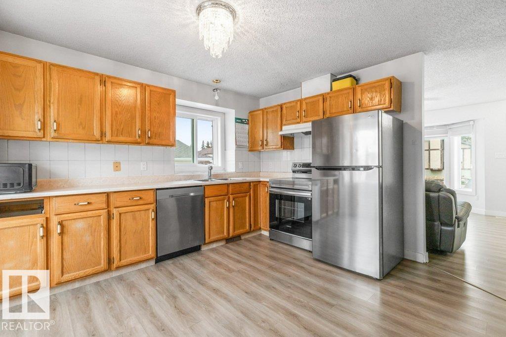 3132 49A ST NW - 8