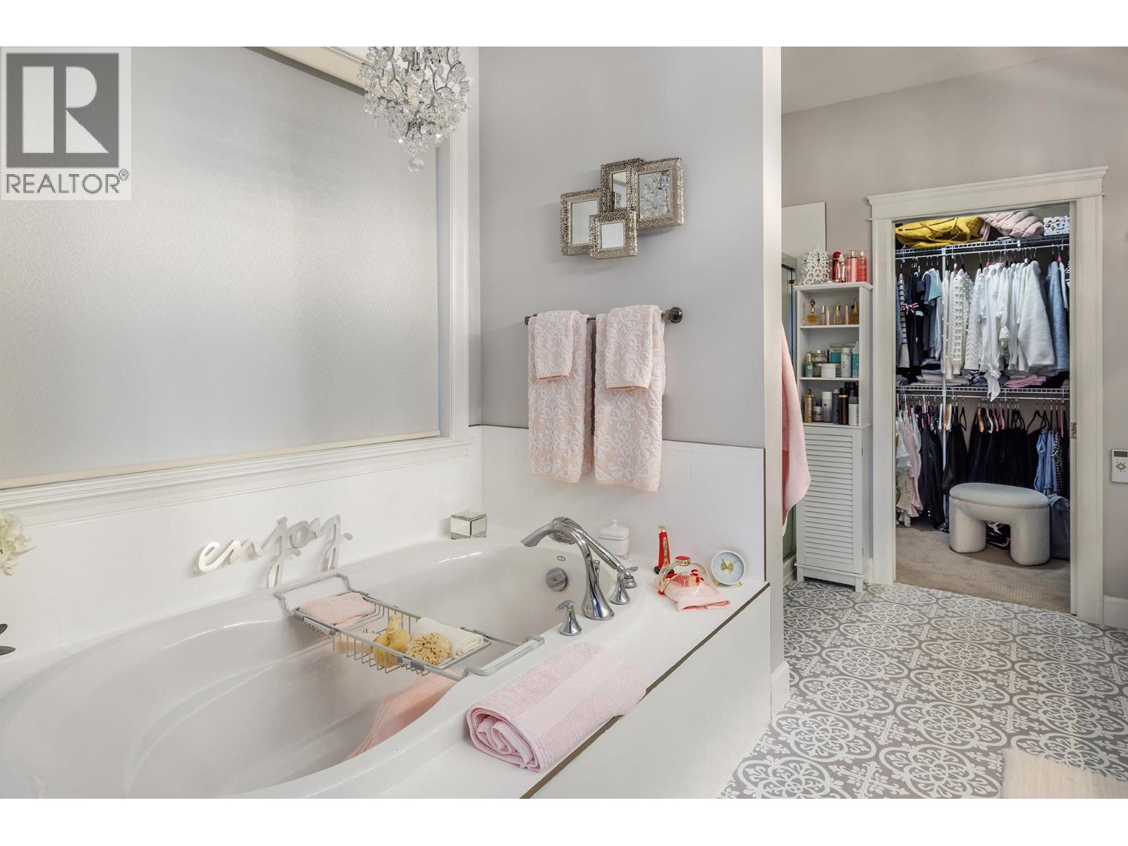  1969 Cornerstone Drive, West Kelowna