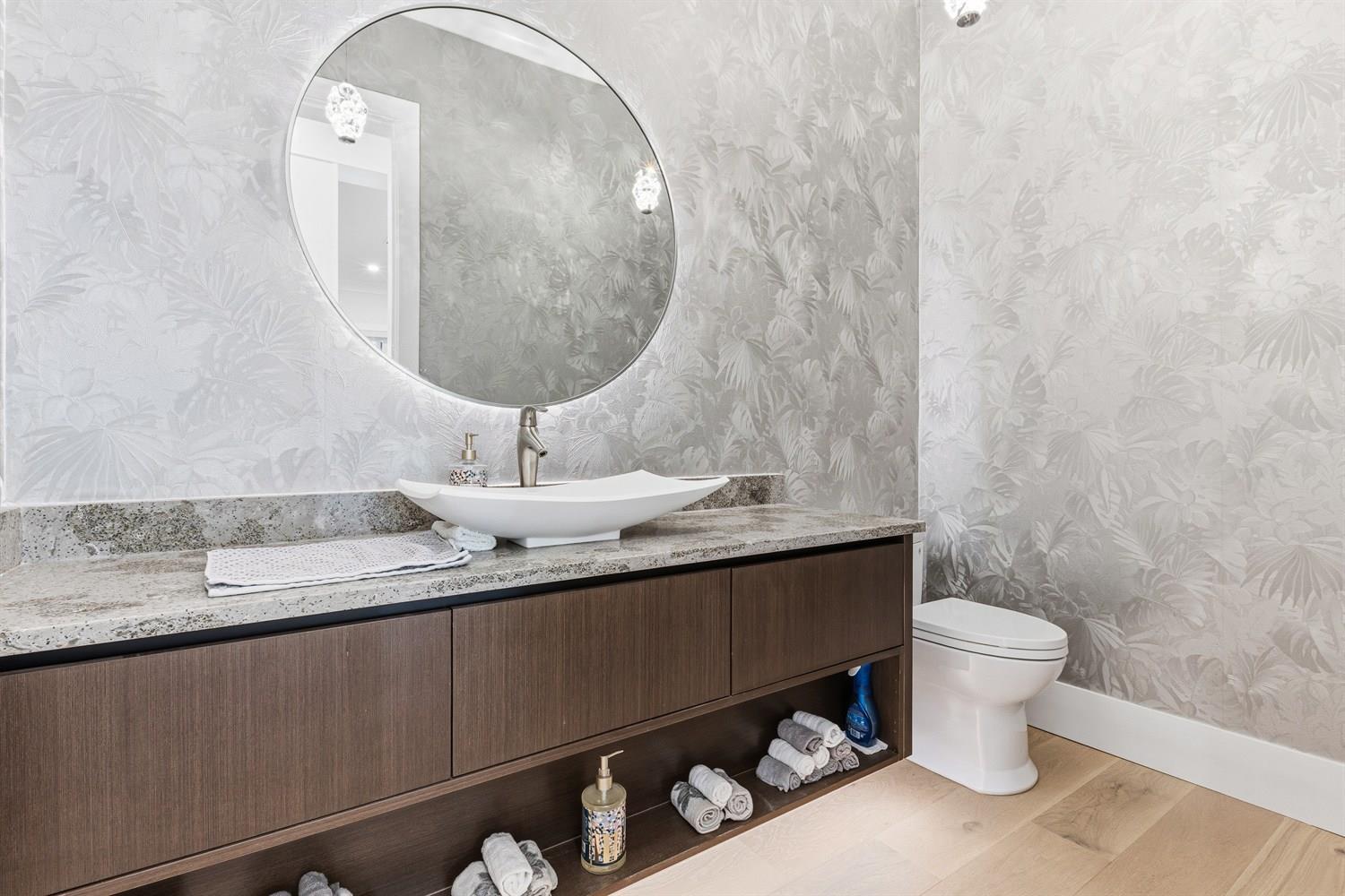 6460 MCKENZIE Drive, Delta