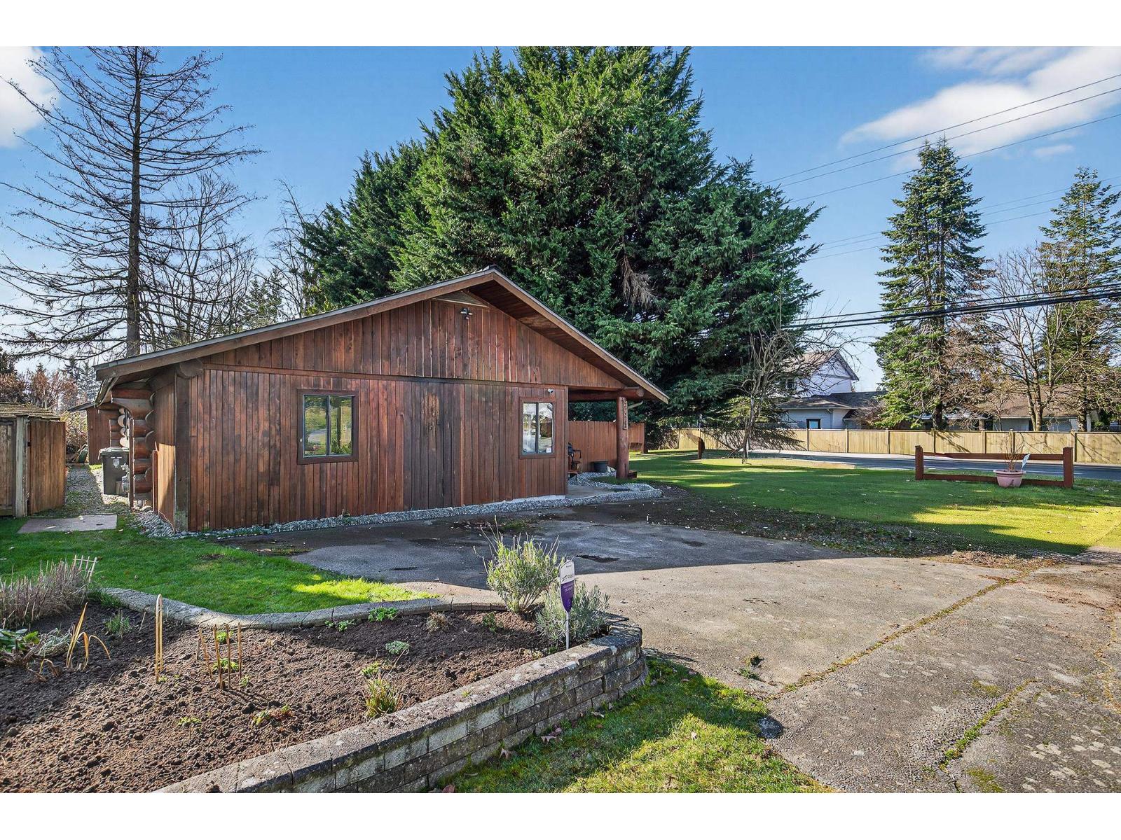 27210 26B AVENUE, Langley