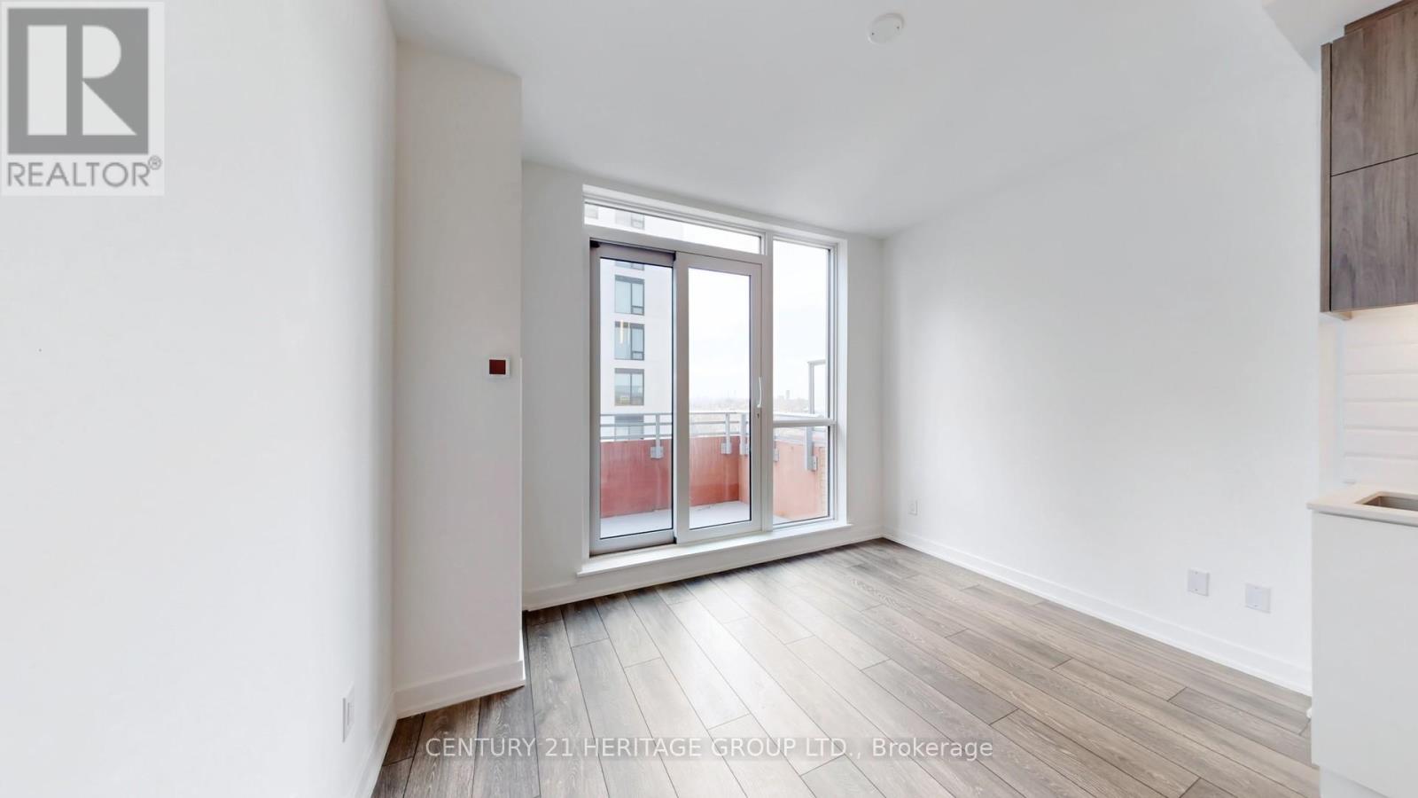 #708 8888 YONGE STREET - 13