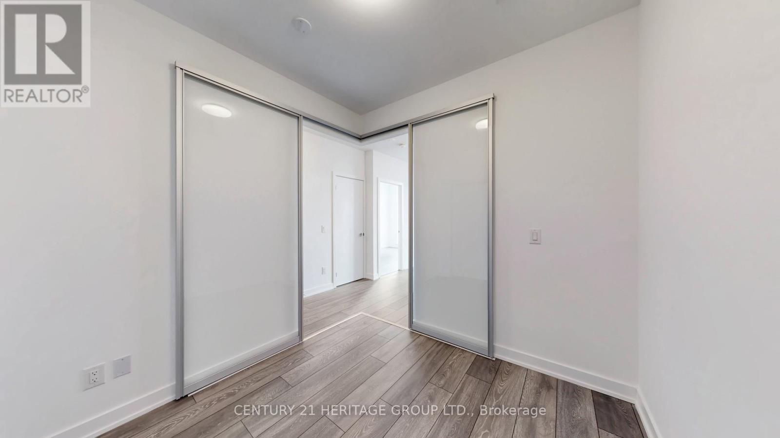 #708 8888 YONGE STREET - 26