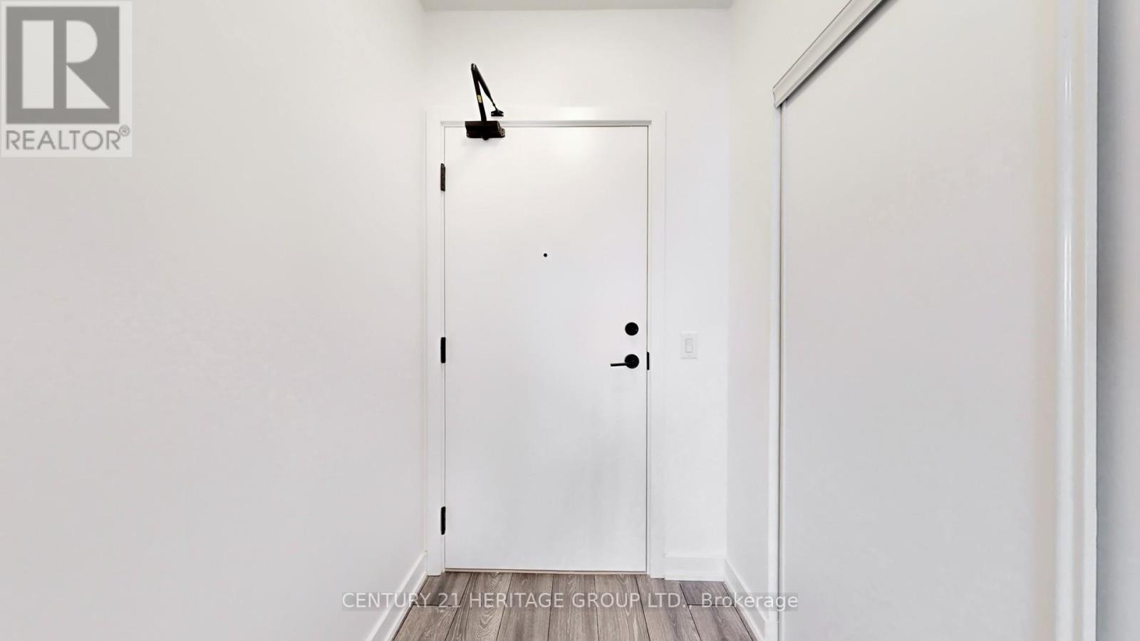 #708 8888 YONGE STREET - 30