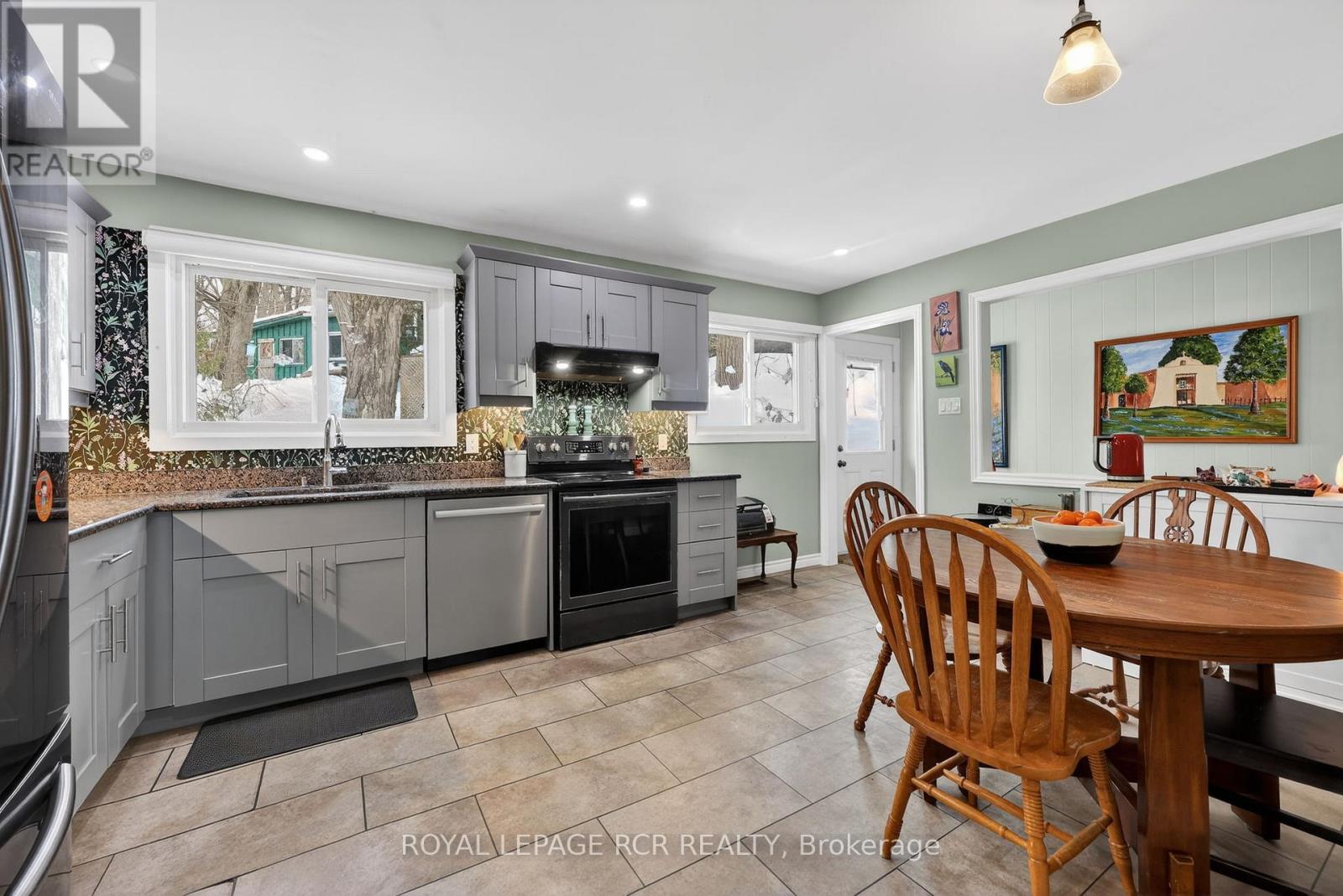 75 HAZEL STREET - 4