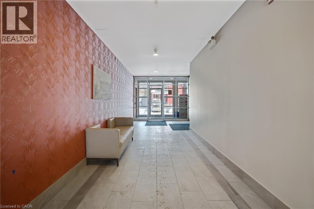 #218 165 DUKE Street E - 13