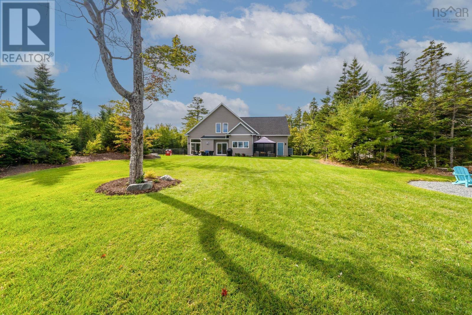 Property 32 of 49 of 3 Fiddlehead Way