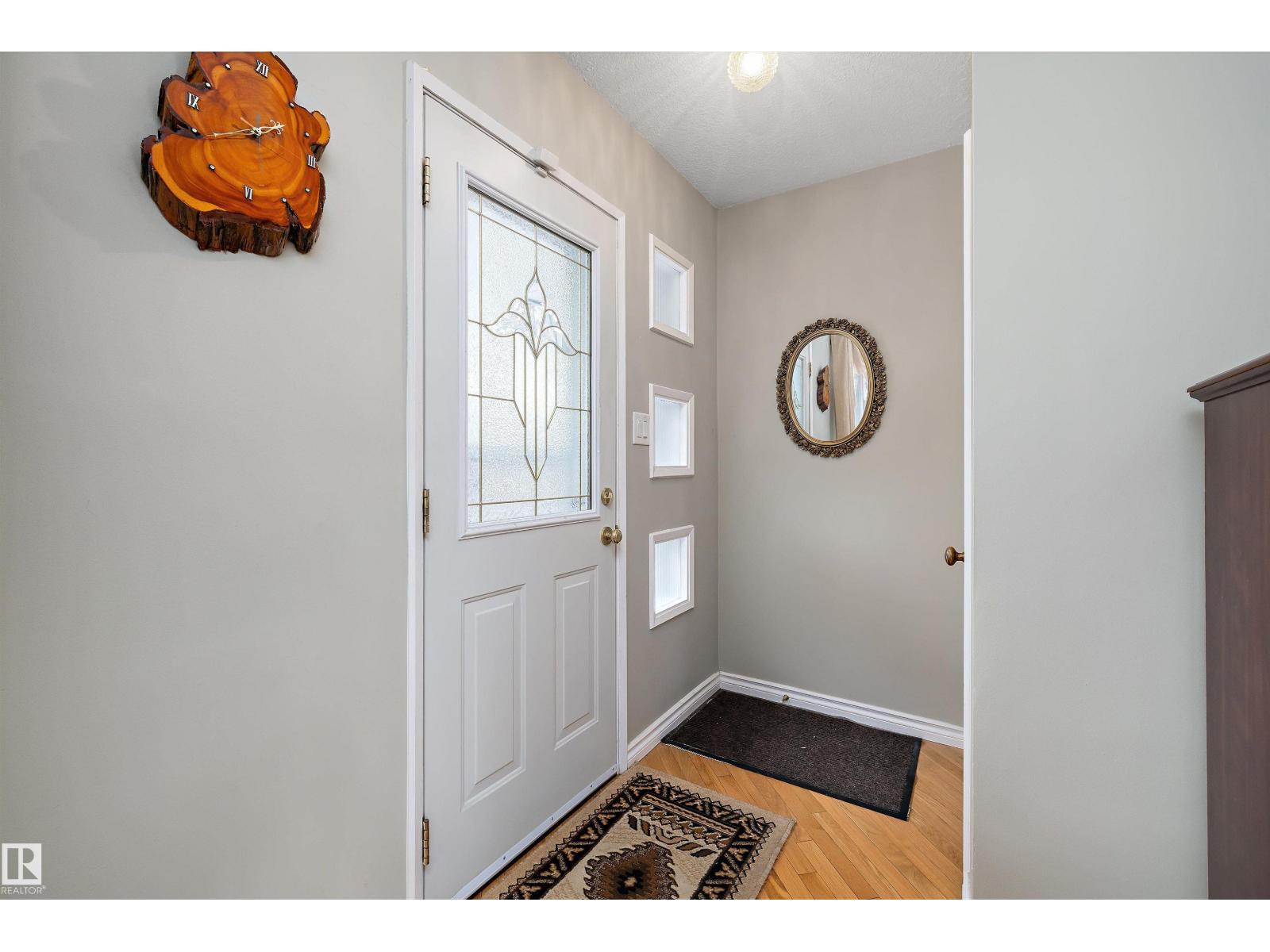 10815 131 ST NW - photo 3