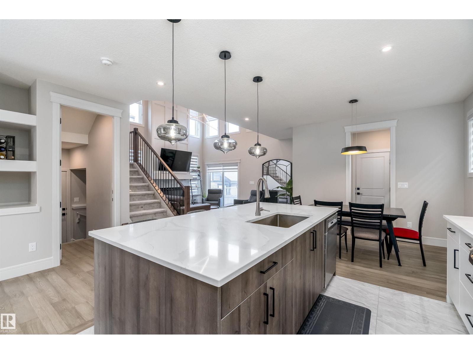 
          5221 ADMIRAL WALTER HOSE Street NW
            <br/>
            <span>Edmonton</span>
            , 
            <span>AB</span>
             <span>T5E6T5</span>
         - Photo 19