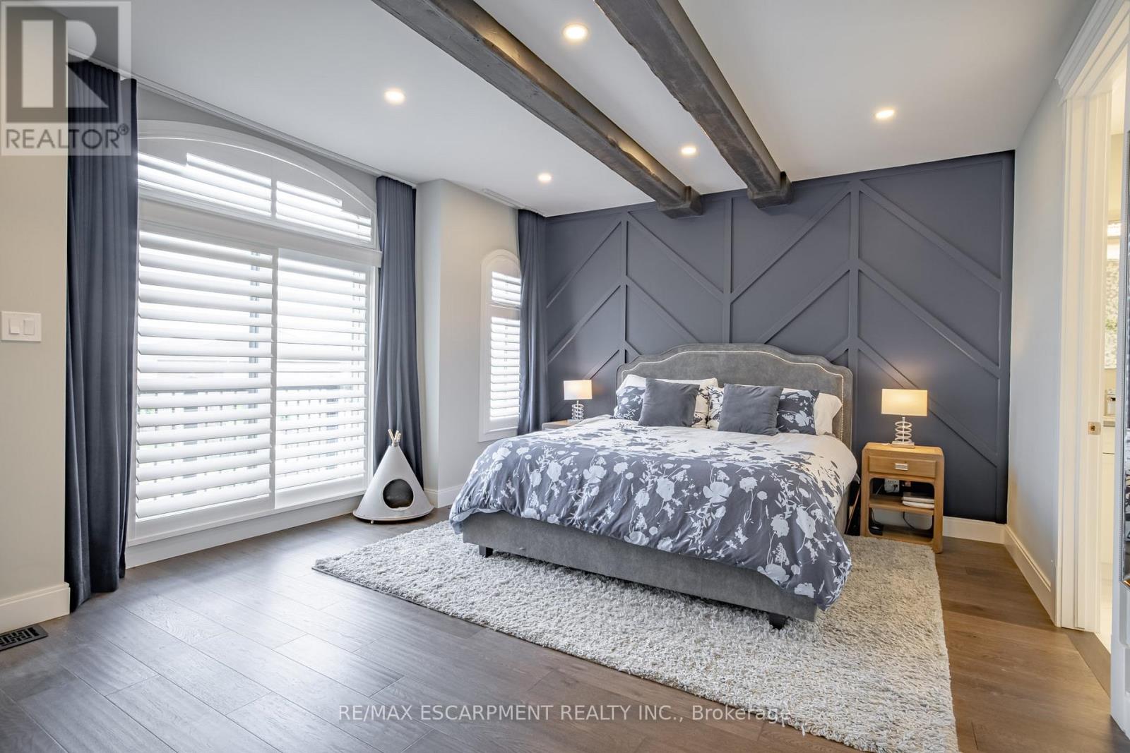 4 LOCKMAN DRIVE - 17