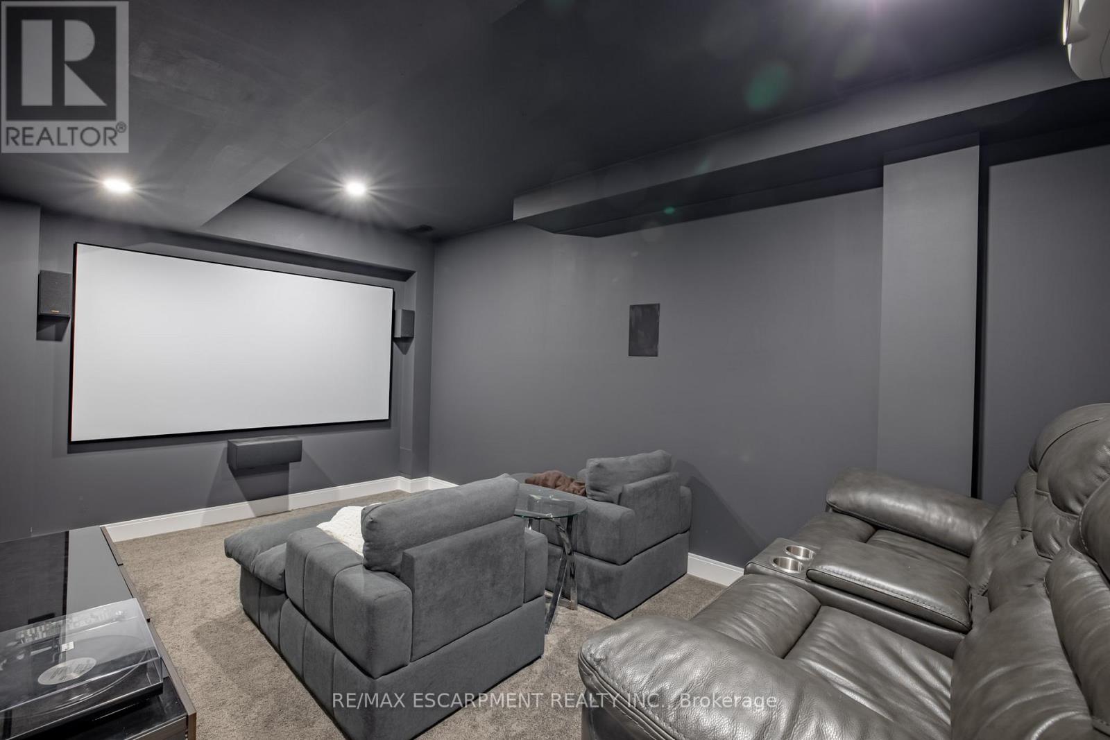 4 LOCKMAN DRIVE - 27