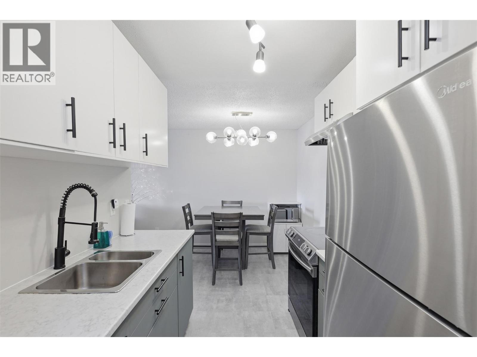 1810 Summit Drive Unit# 15, Kamloops