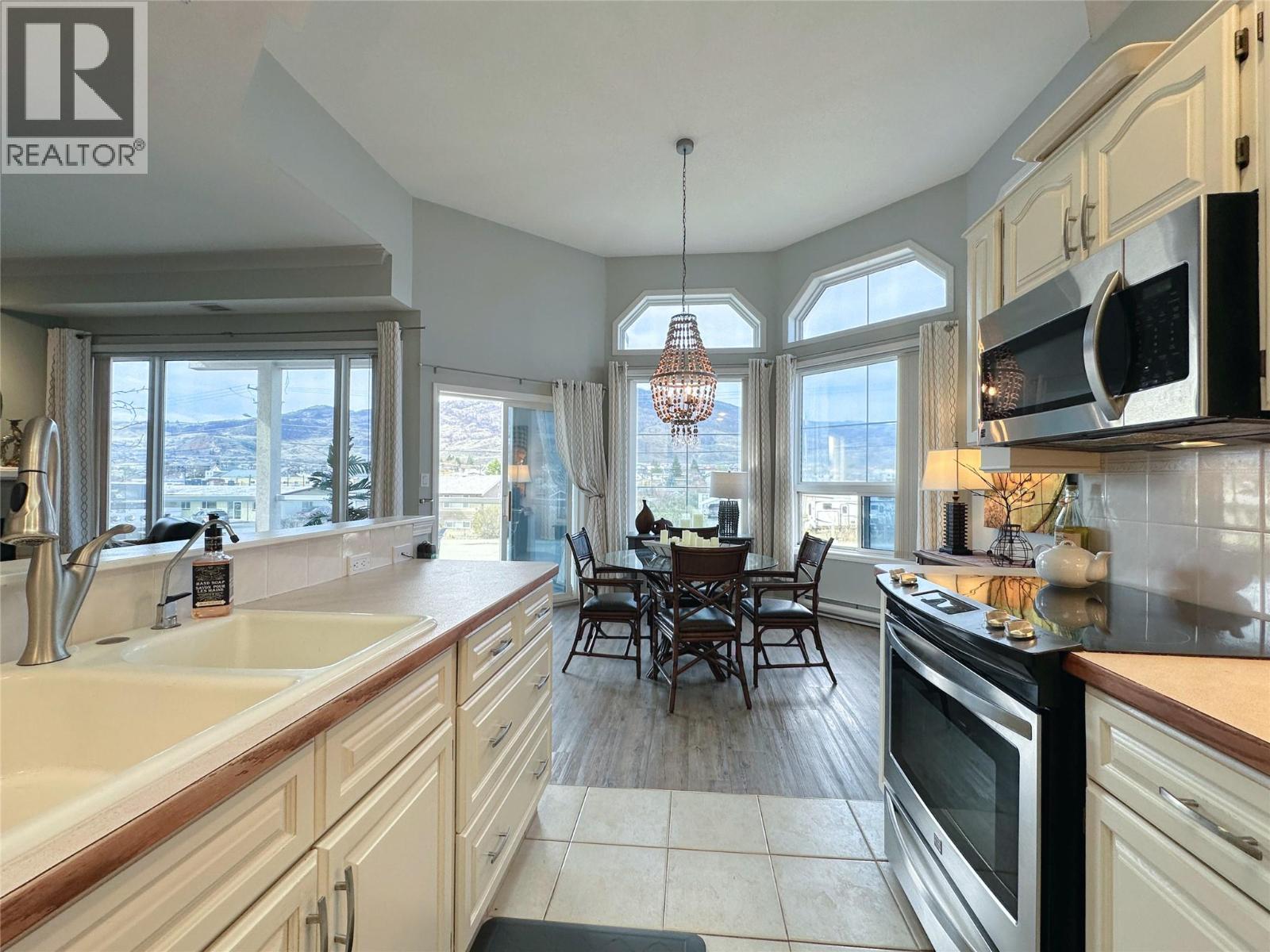 412 7803 SPARTAN Drive, Osoyoos