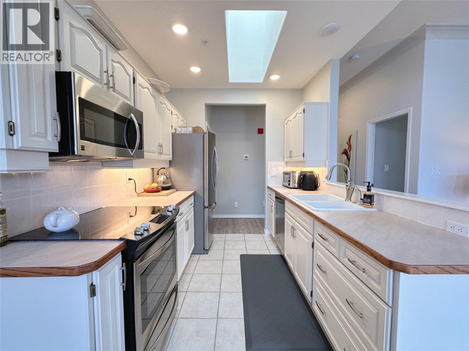 412 7803 SPARTAN Drive, Osoyoos