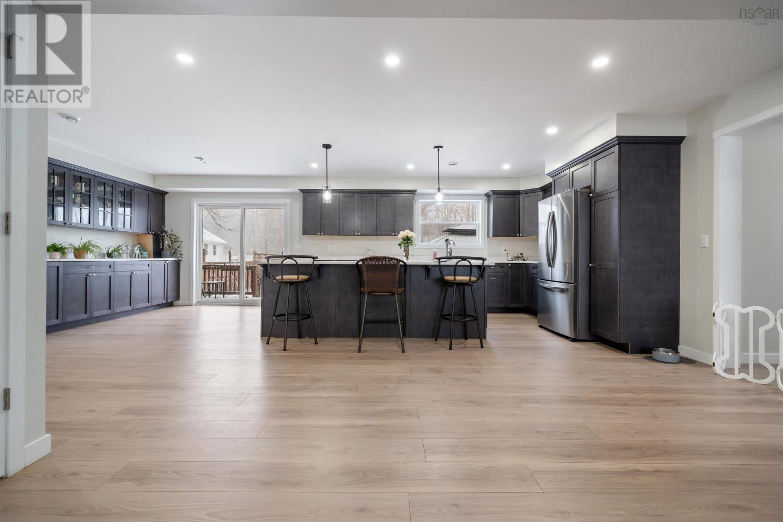 Property 16 of 36 of 1568 North Main Street