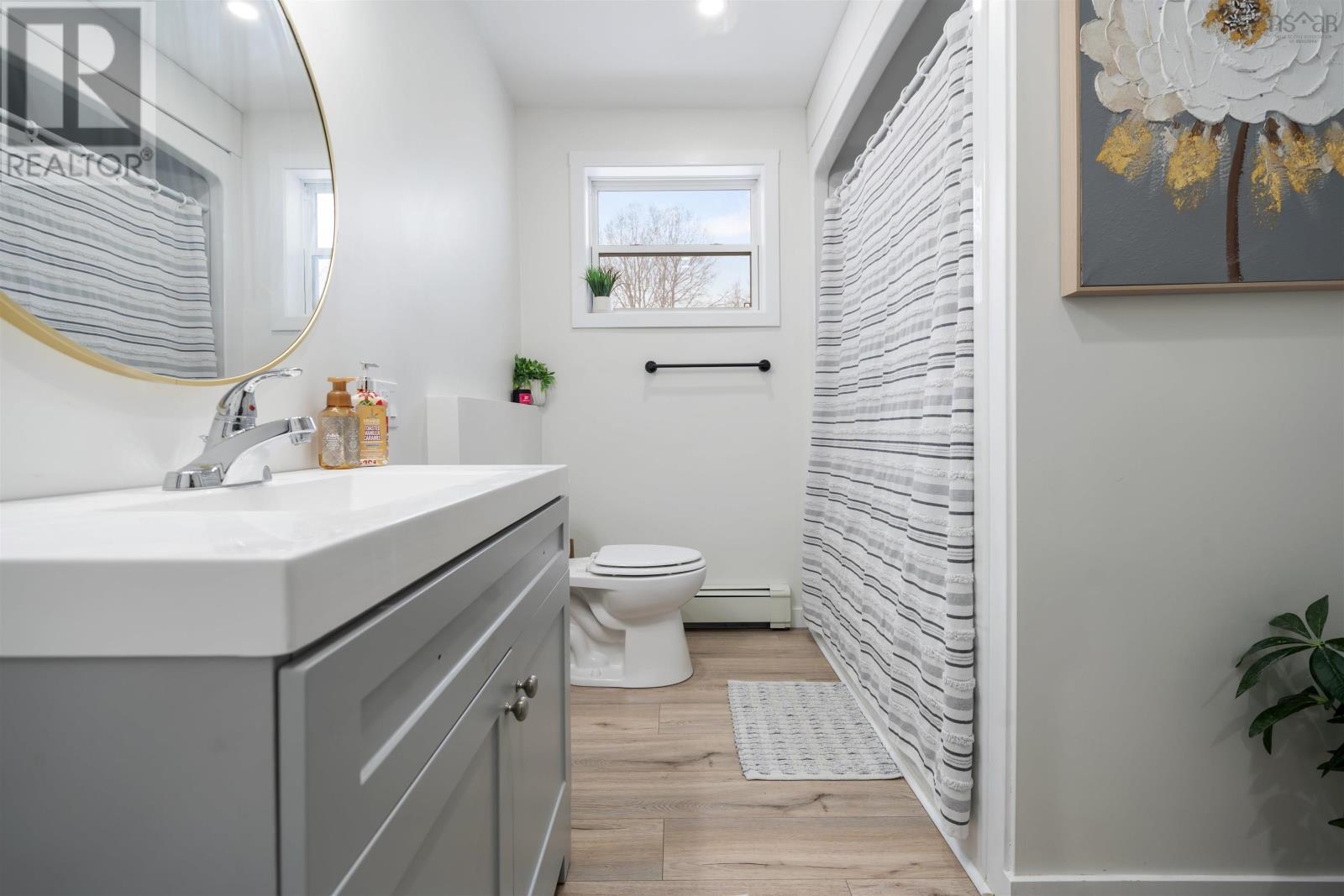 Property 12 of 36 of 1568 North Main Street