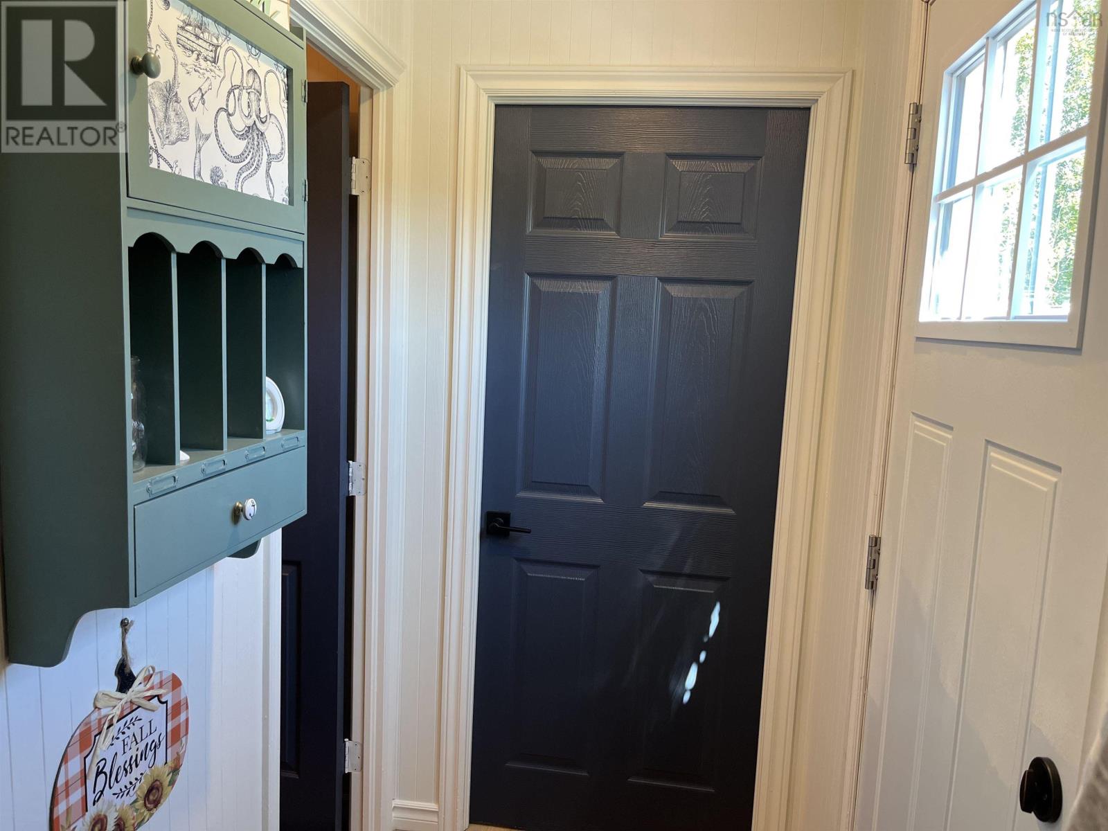 Single Family House Mini for Sale in  Rockland Road Rockland 