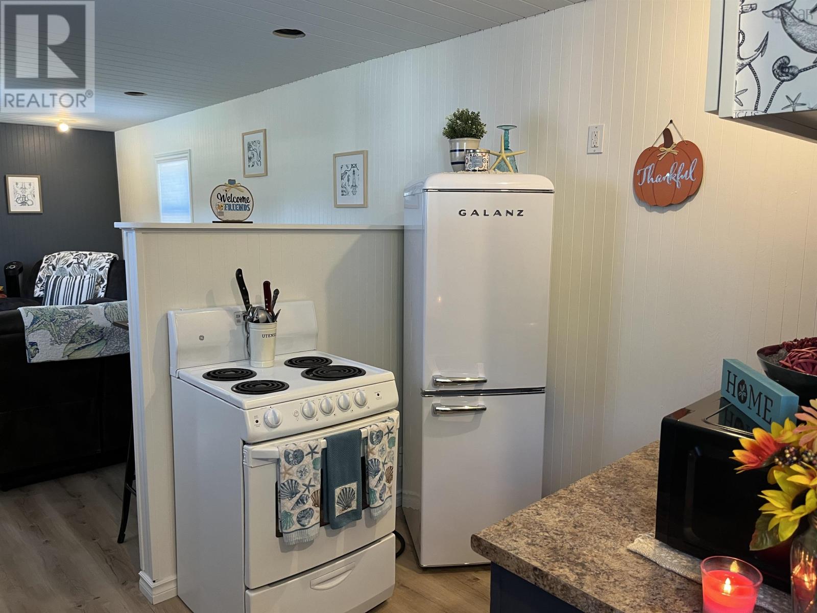 Single Family House Mini for Sale in  Rockland Road Rockland 