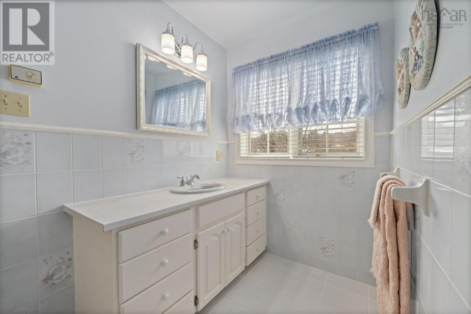 Property 35 of 51 of 34 Norwood Court