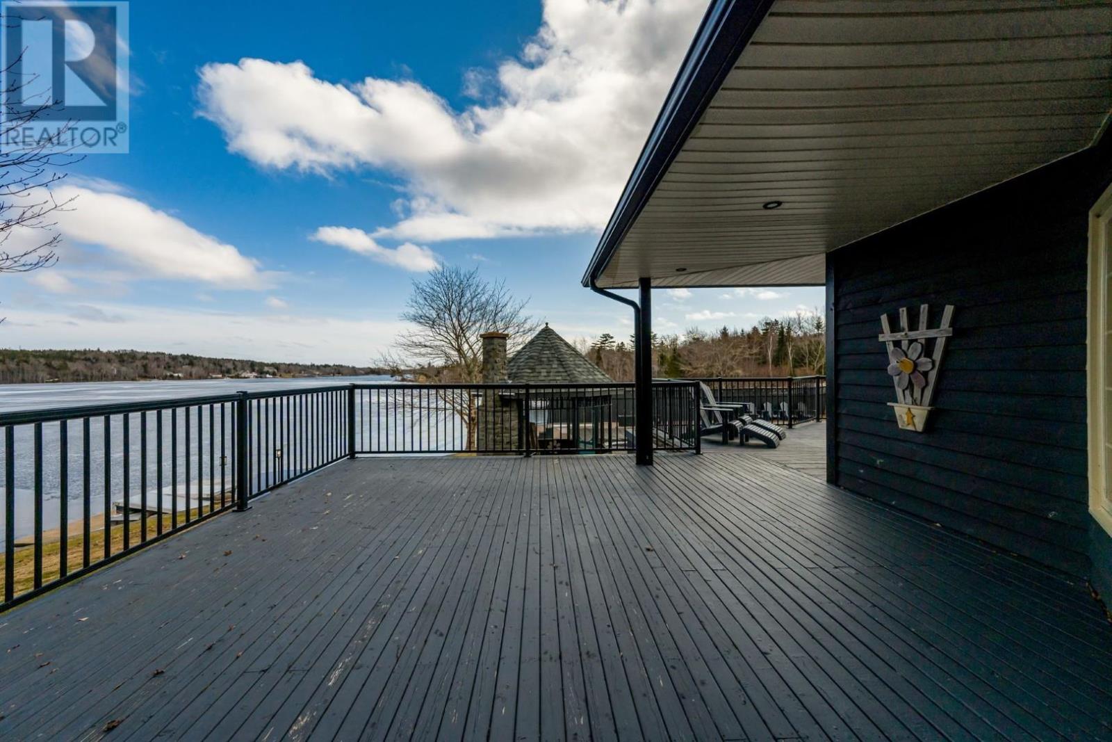 Property 17 of 51 of 34 Norwood Court