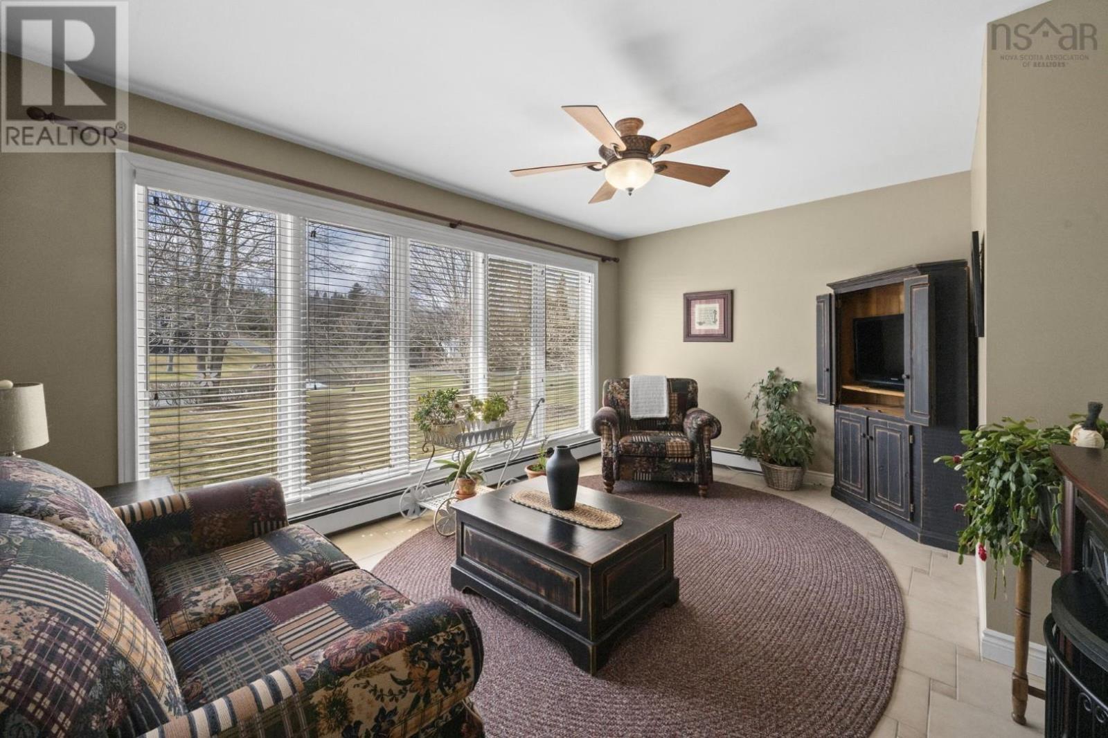 Property 46 of 51 of 34 Norwood Court