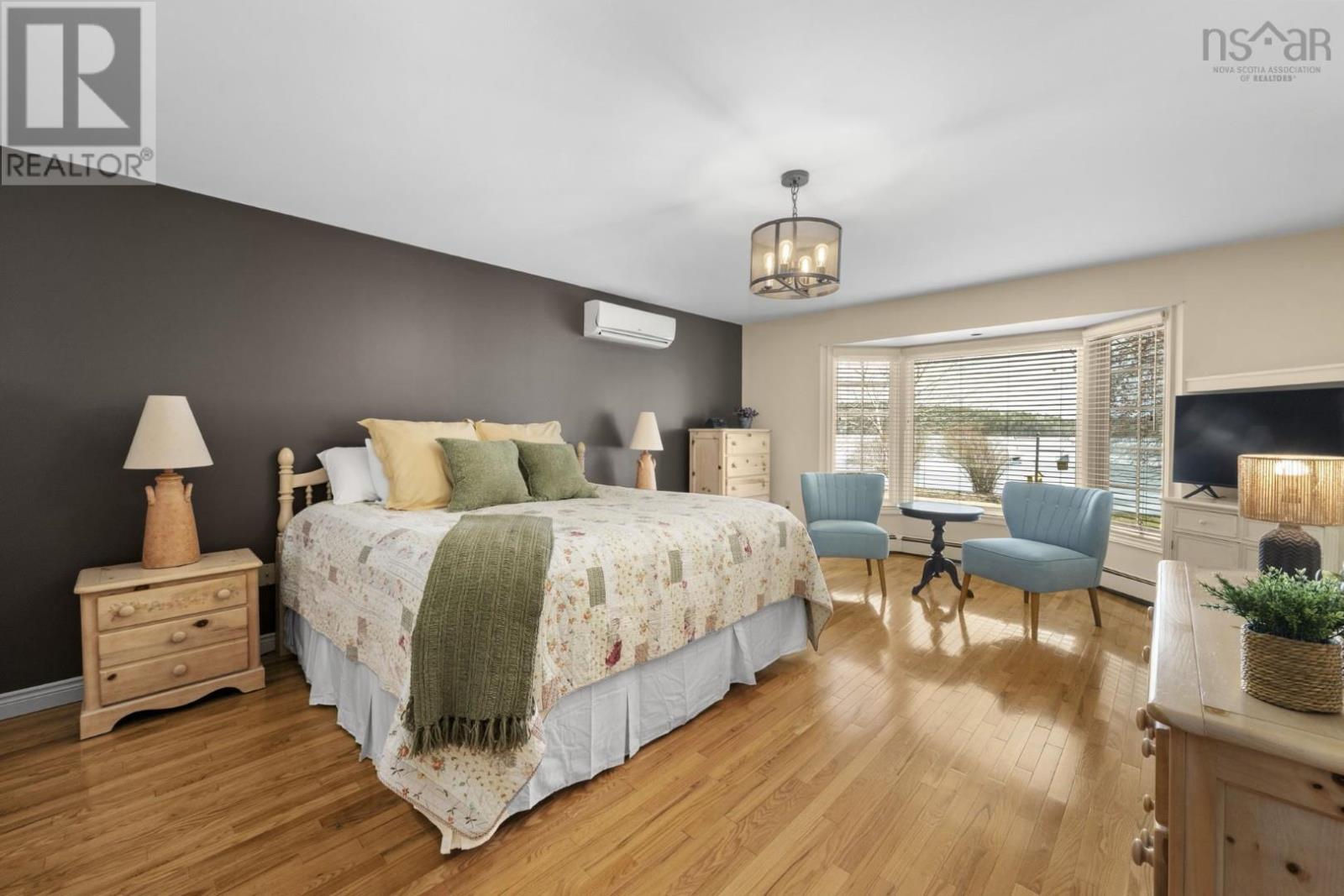 Property 40 of 51 of 34 Norwood Court