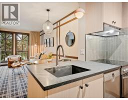 315 4320 Sundial Crescent, Whistler, BC V8E1G6 Photo 9