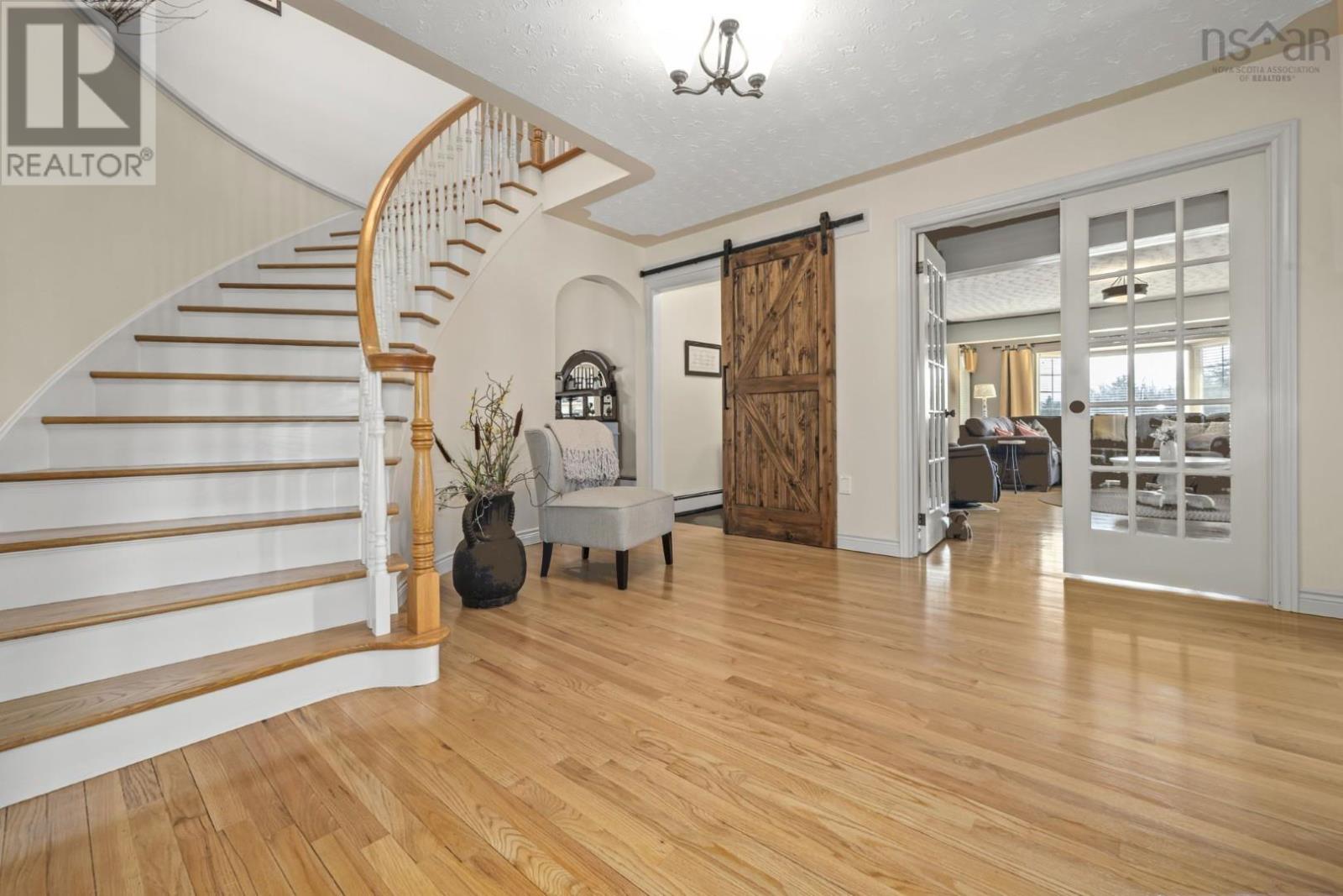 Property 25 of 51 of 34 Norwood Court