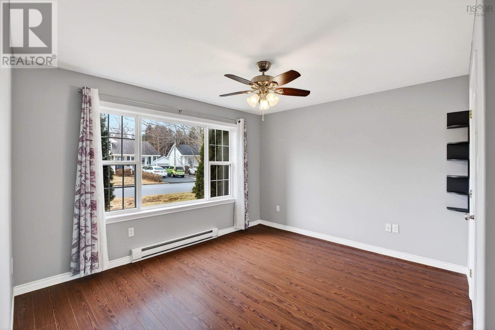 Property 22 of 42 of 14 Bucheron Crescent