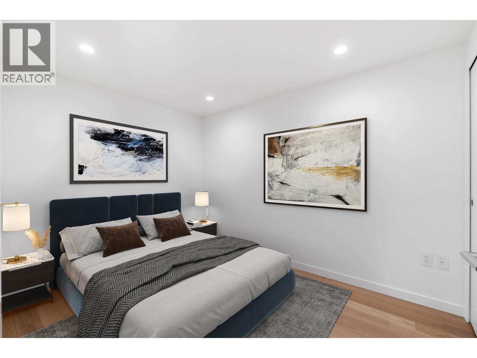 209 3963 UPLANDS WAY, West Vancouver