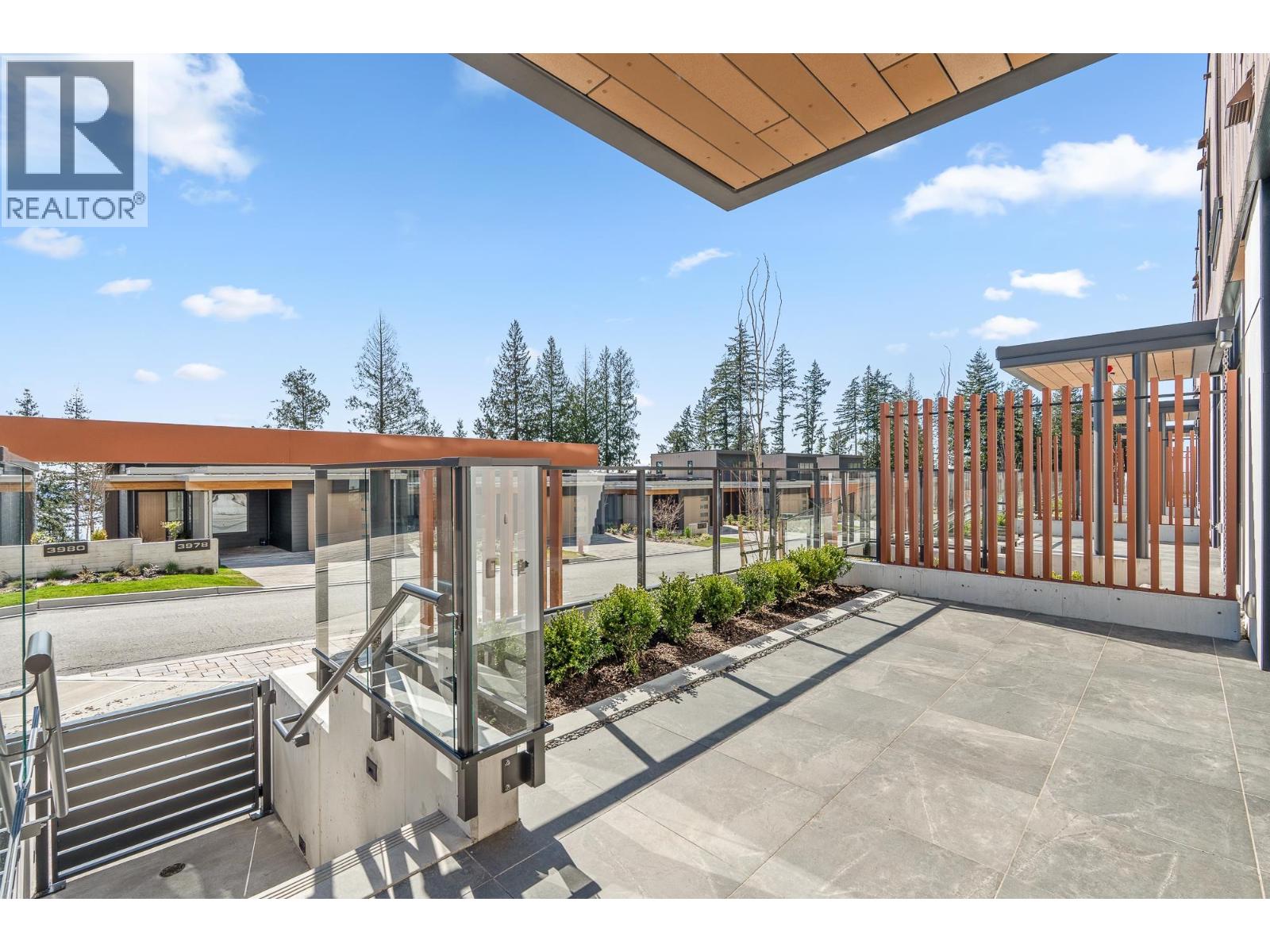 209 3963 UPLANDS WAY, West Vancouver