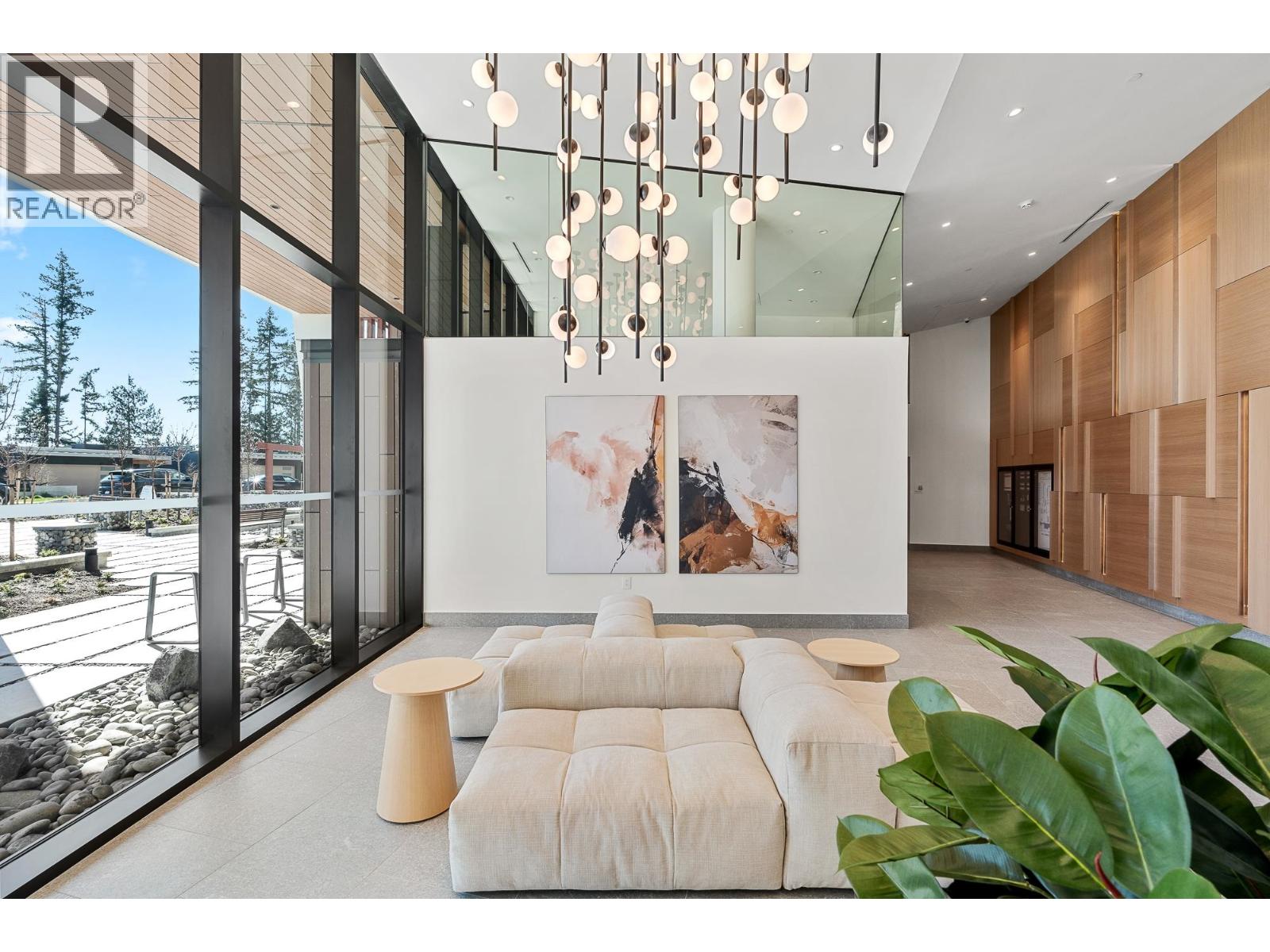 209 3963 UPLANDS WAY, West Vancouver