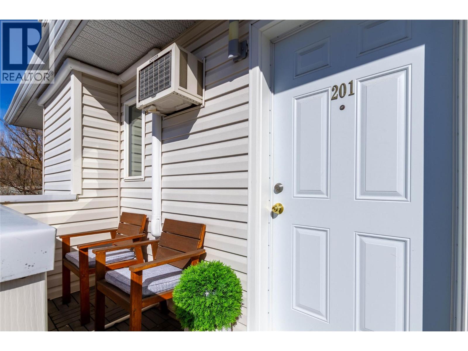 505 Browne Road Unit# 201, Vernon