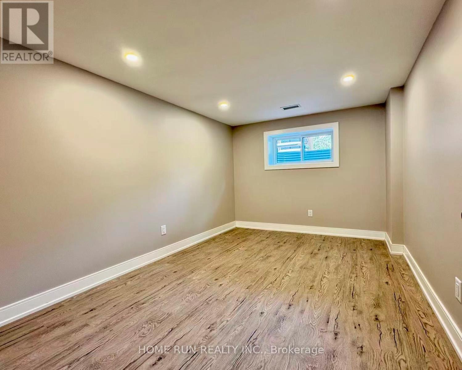 295 DOVERCOURT AVENUE — photo 24