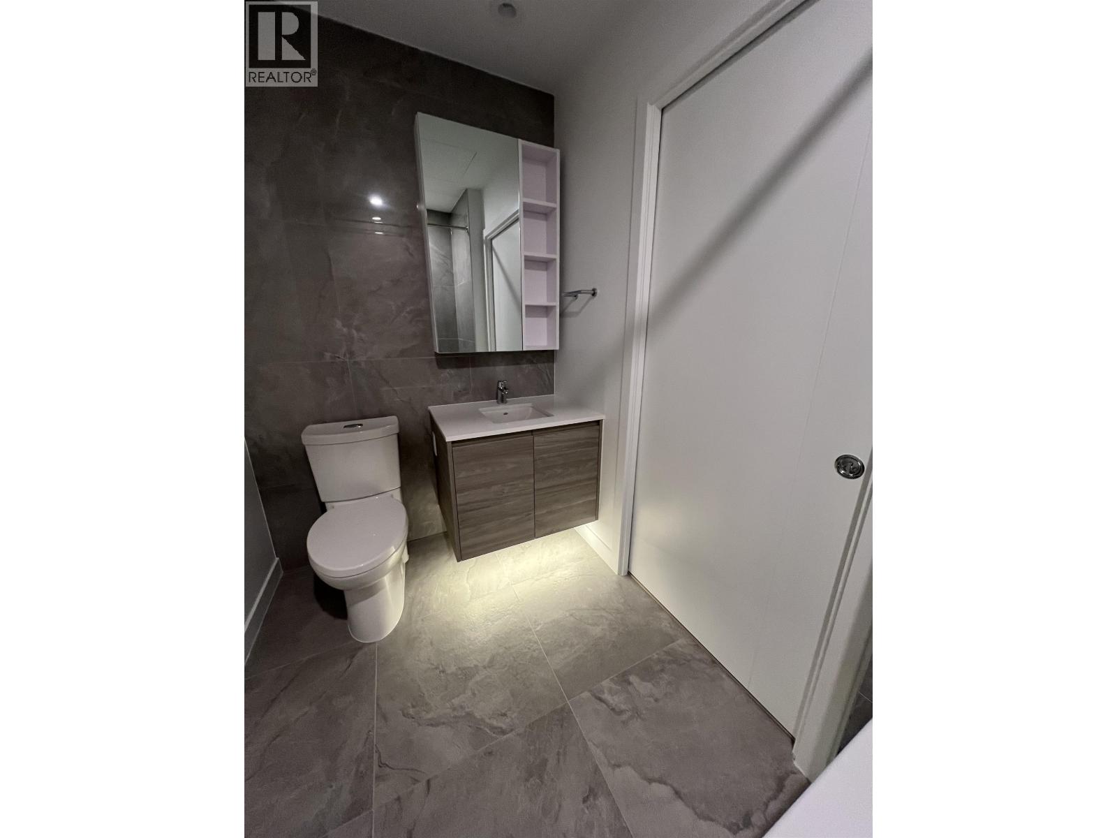 3505 680 QUAYSIDE DRIVE, New Westminster