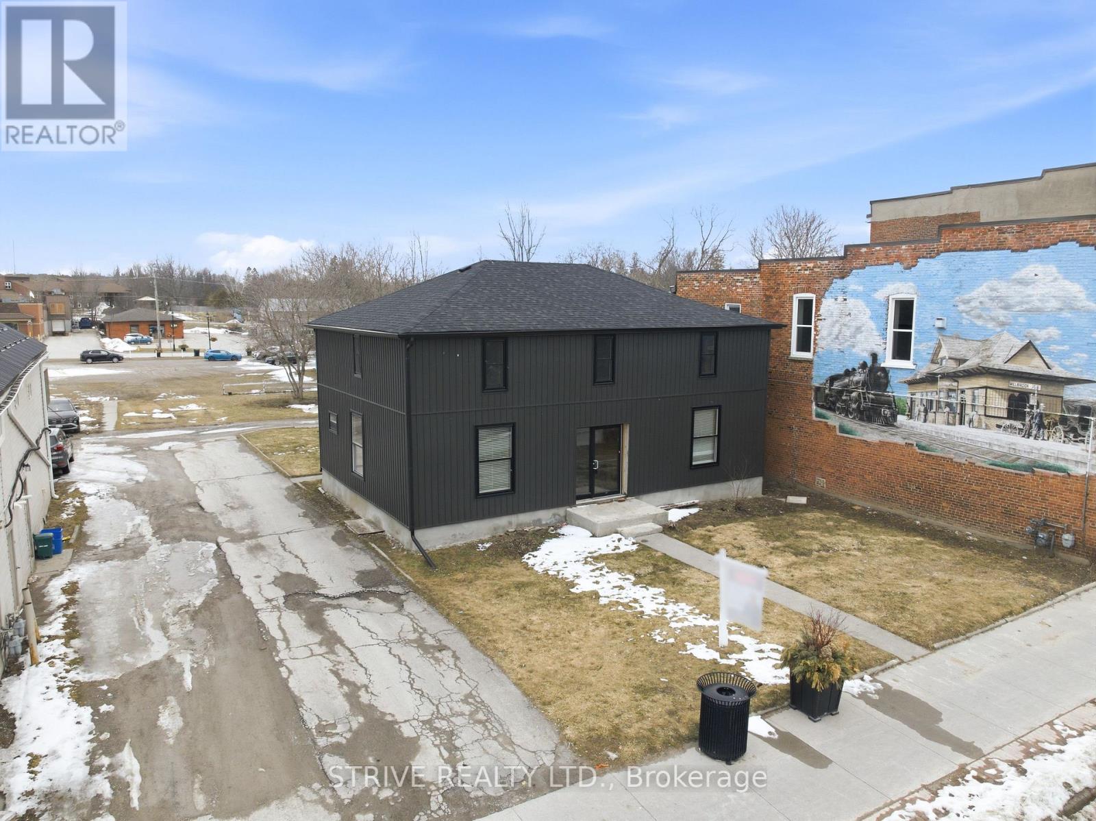 20 KING STREET E - 17