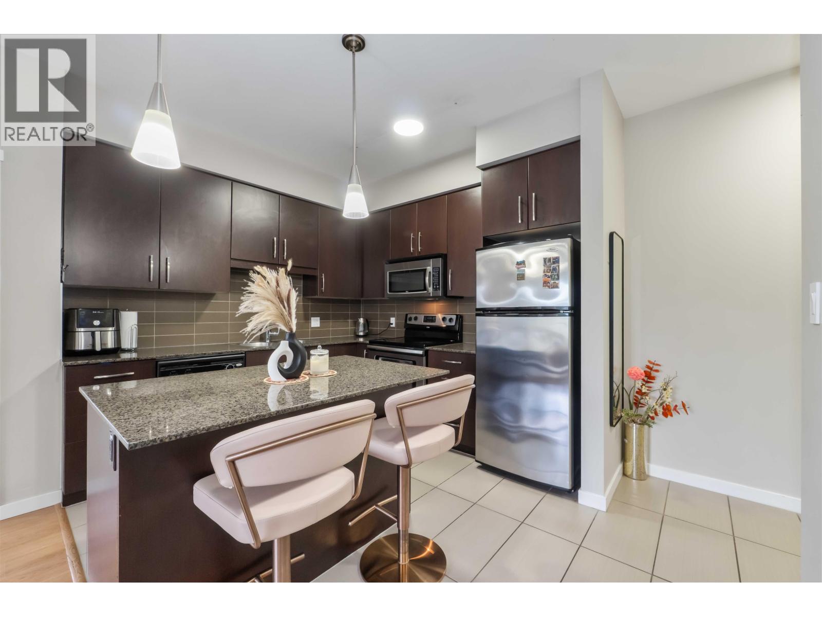 404 22290 NORTH AVENUE, Maple Ridge