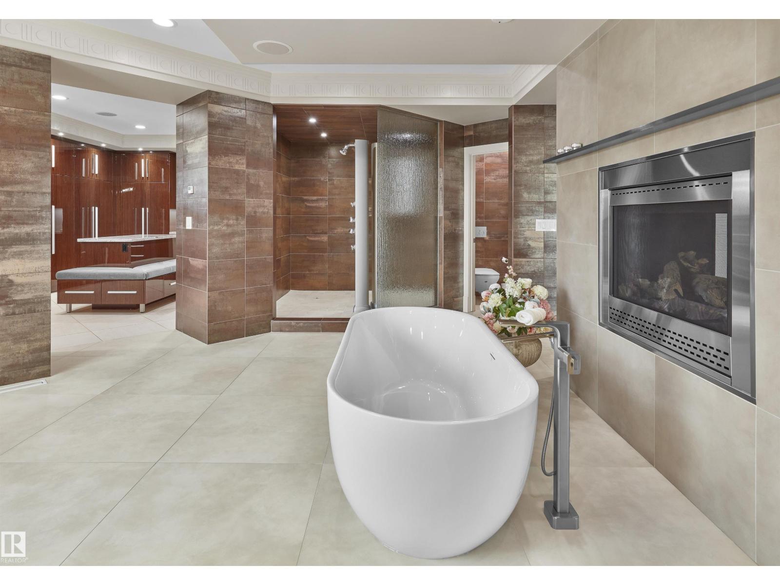 16 WINDERMERE DR SW - 26