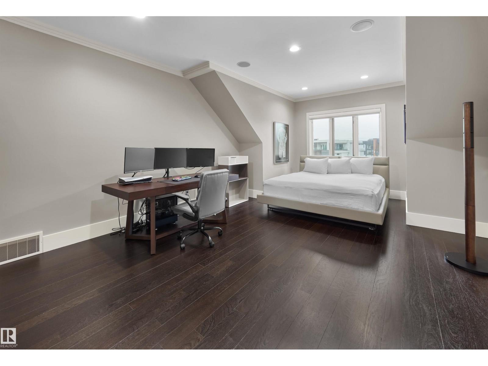 16 WINDERMERE DR SW - 32
