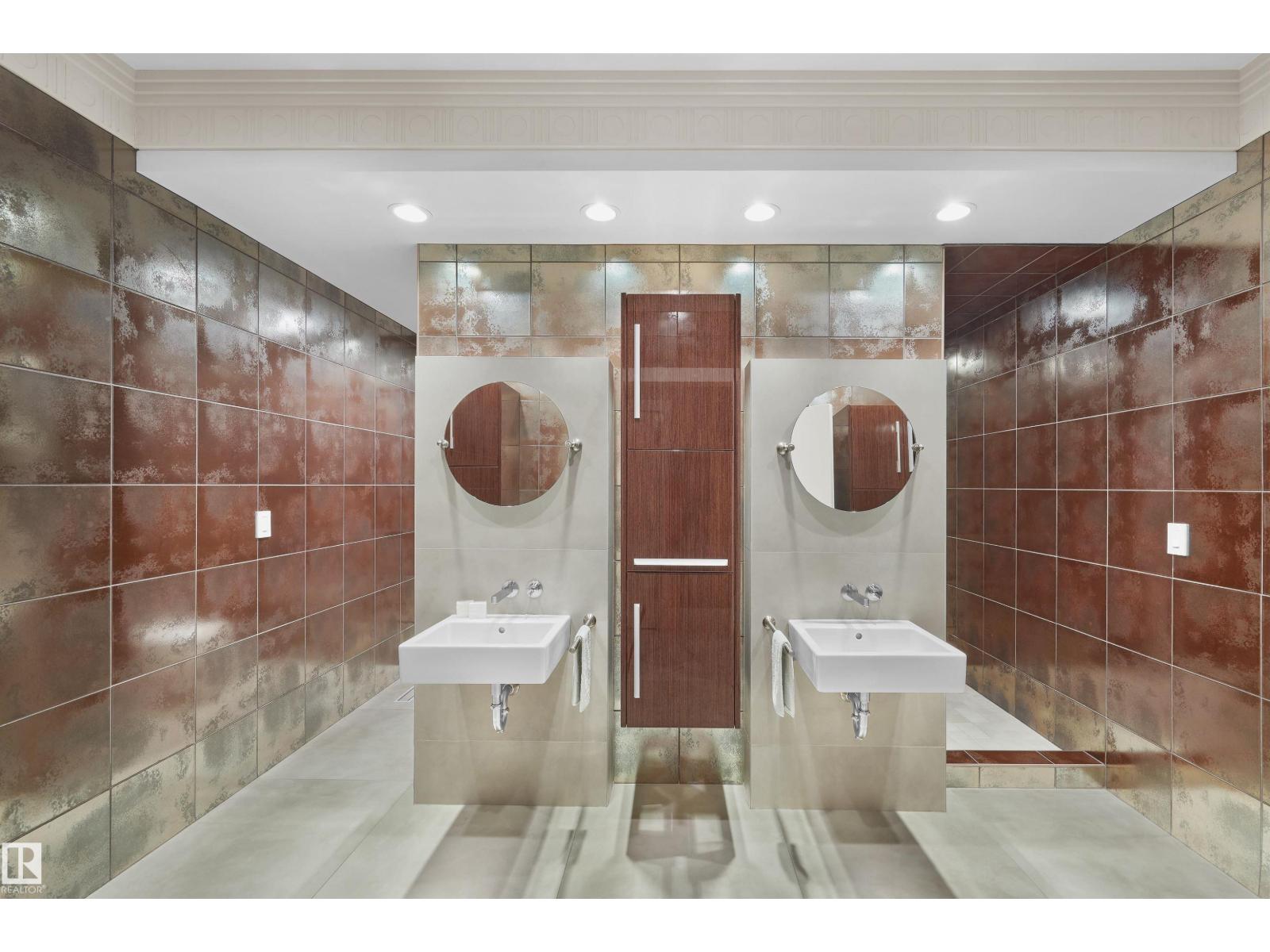 16 WINDERMERE DR SW, Edmonton