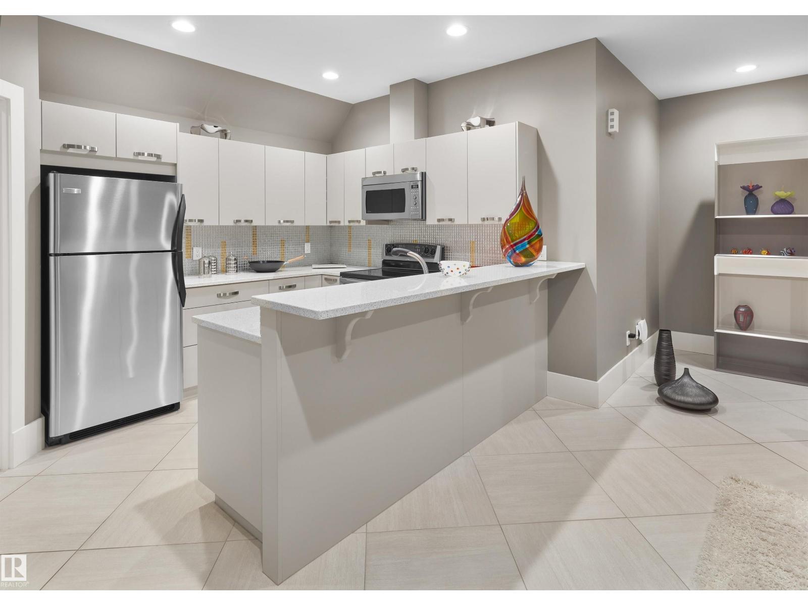 16 WINDERMERE DR SW - 35