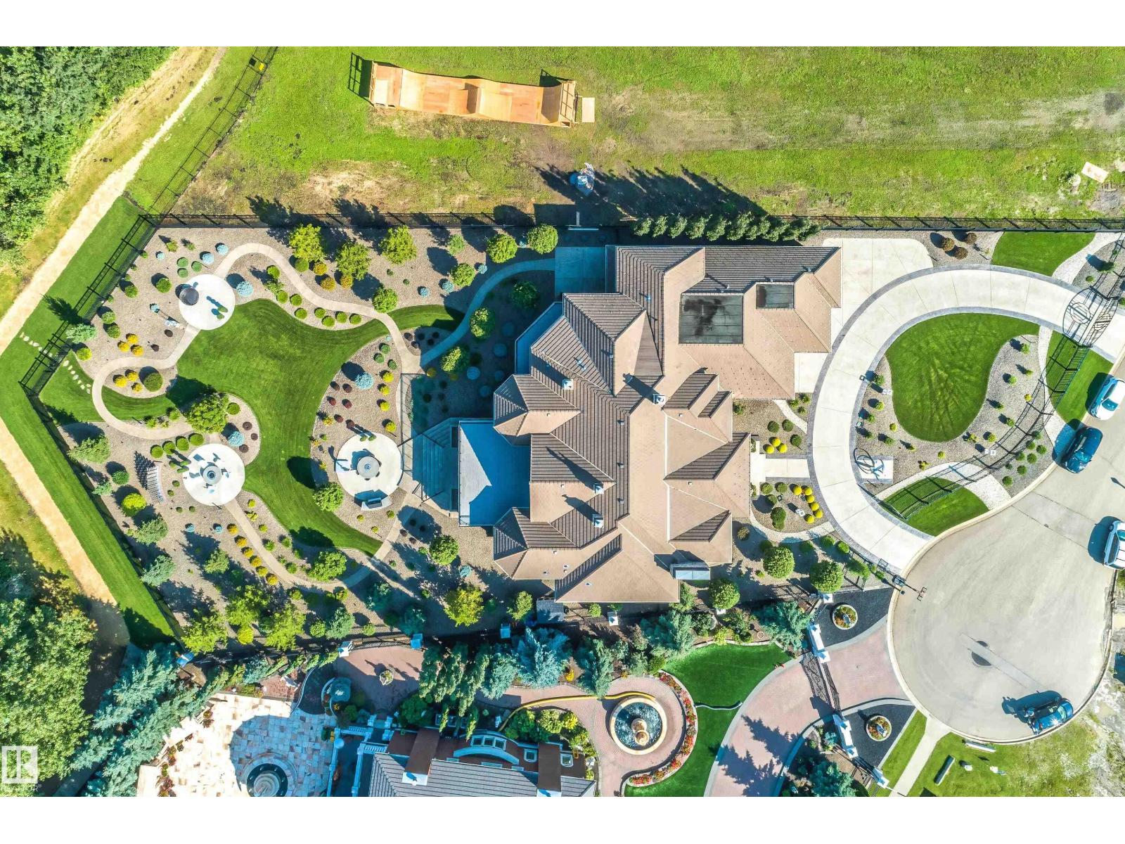 16 WINDERMERE DR SW, Edmonton