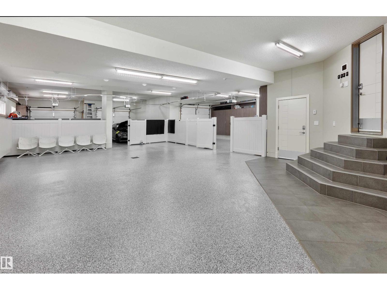 16 WINDERMERE DR SW, Edmonton