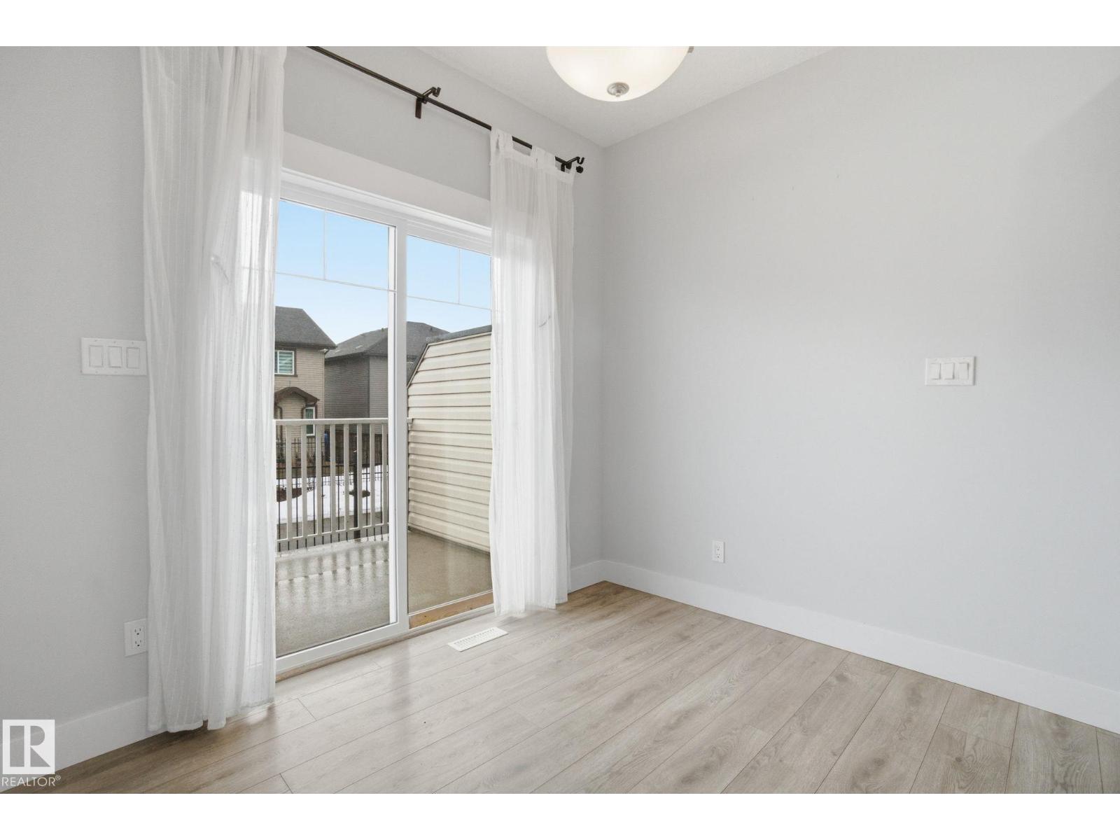 #18 4835 WRIGHT DR SW - 17