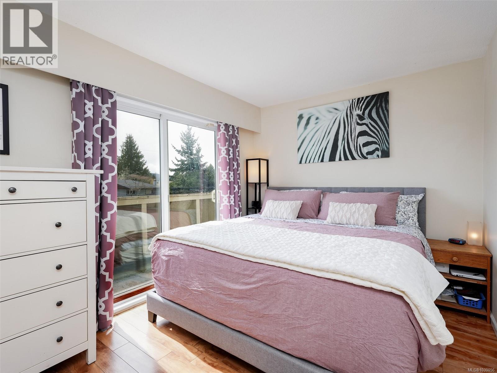 2035 MELVILLE DR - 10