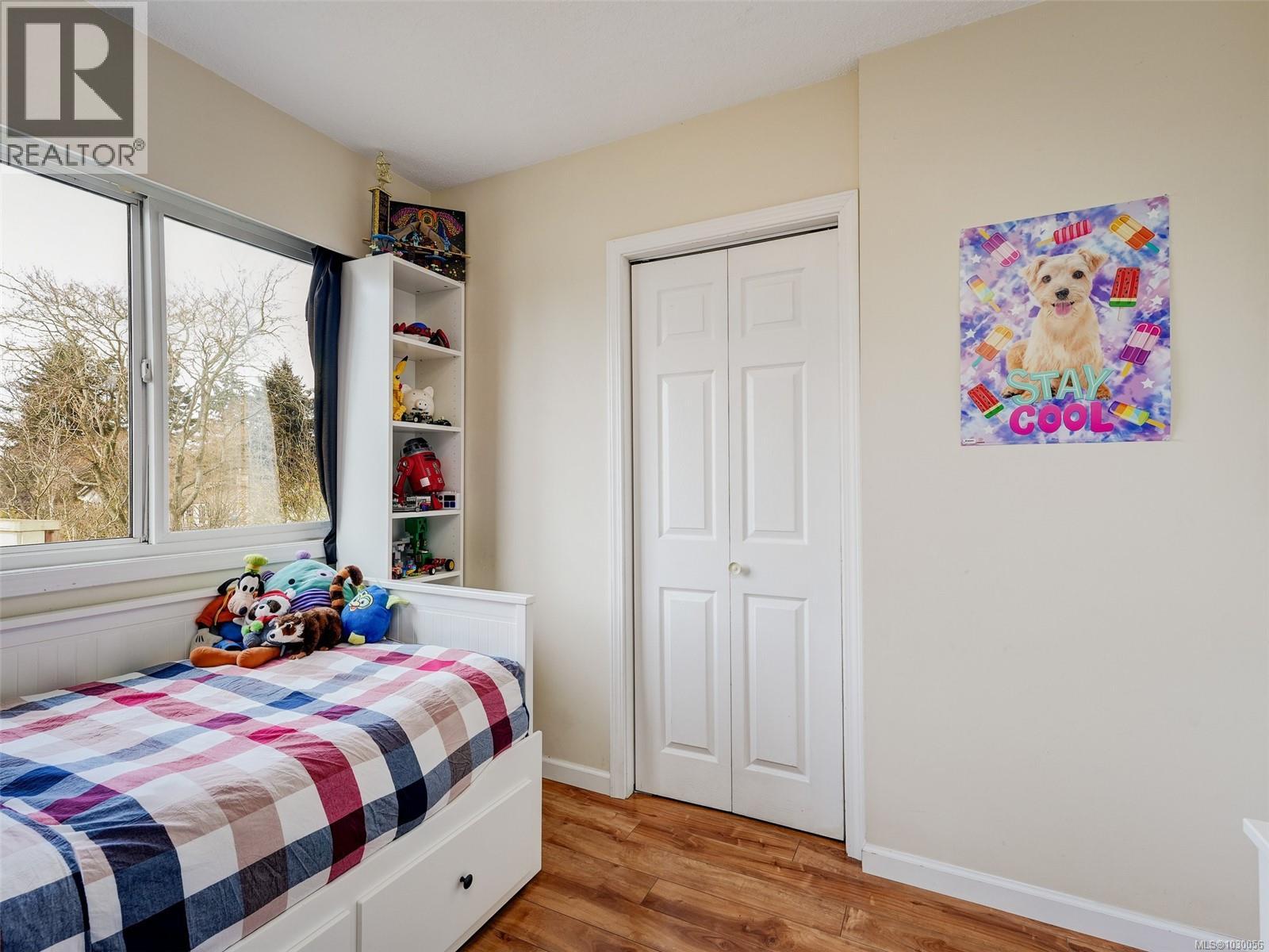 2035 MELVILLE DR - 13