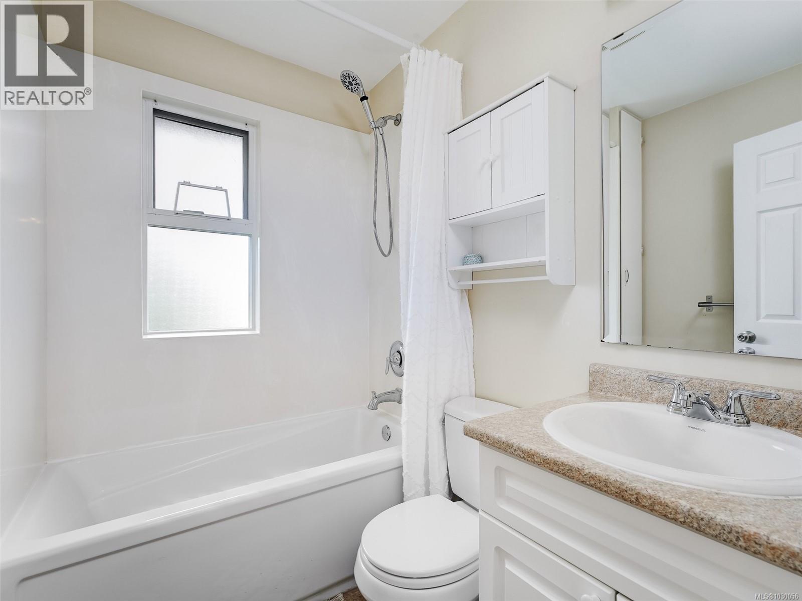 2035 MELVILLE DR - 14